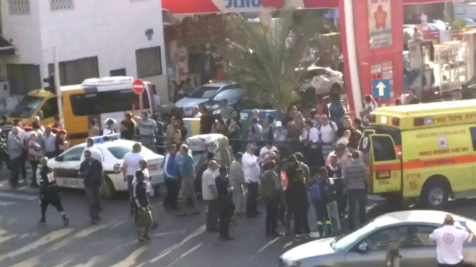 אירוע דקירה ברחוב הרצל פינת תרמ"ב, ראשון לציון, 2 בנובמבר 2015 אירוע דקירה ברחוב הרצל פינת תרמ"ב, ראשון לציון, 2 בנובמבר 2015