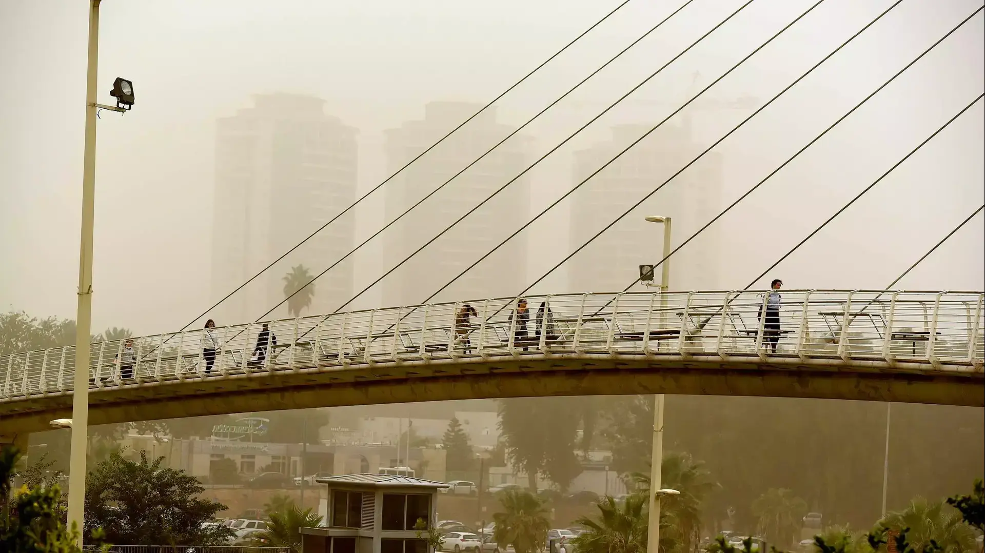 אובך בגוש דן. אוקטובר 2015 אובך בגוש דן. אוקטובר 2015