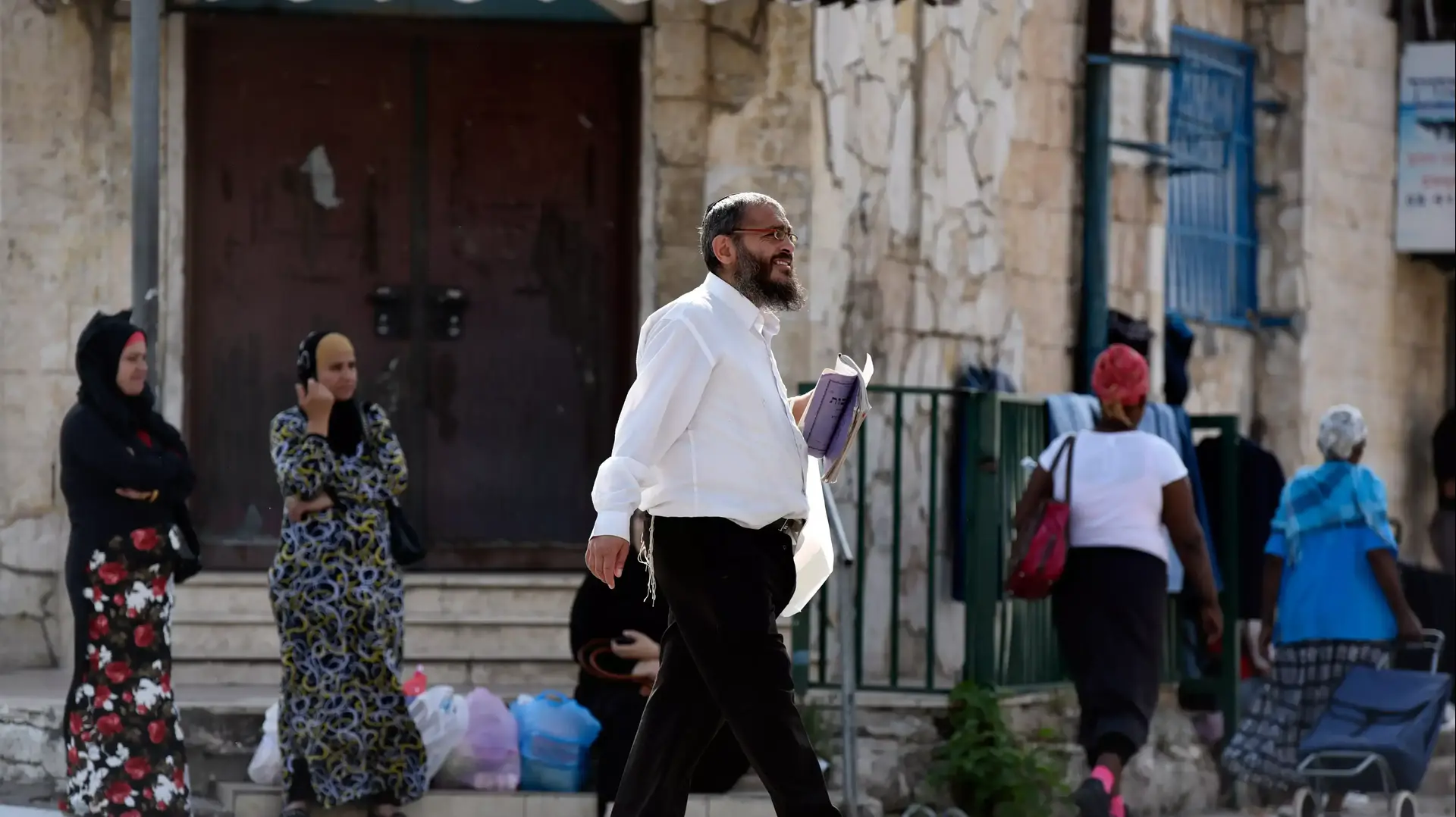 שכונה מעורבת ערבים ויהודים בלוד, נובמבר 2015