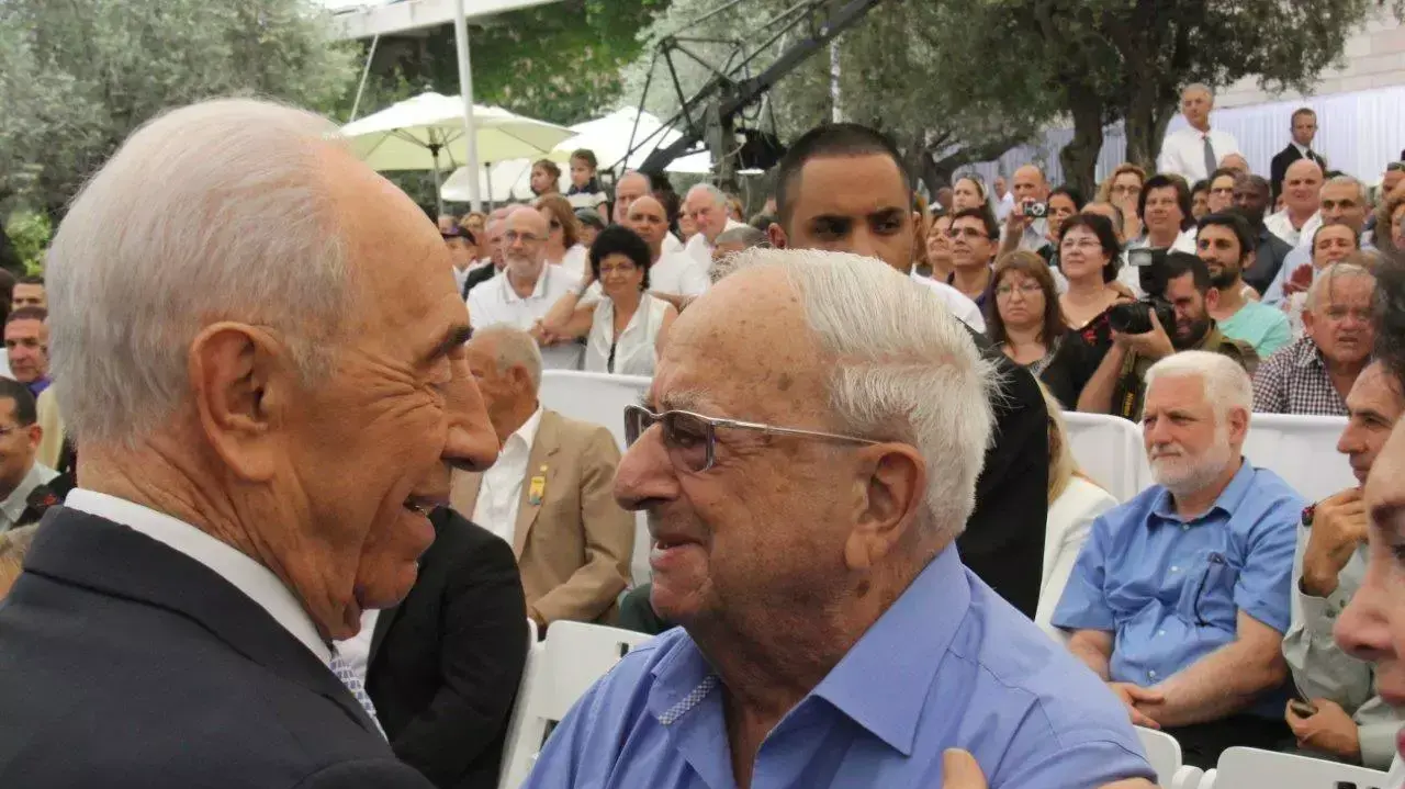 שמעון פרס ויצחק נבון שמעון פרס ויצחק נבון