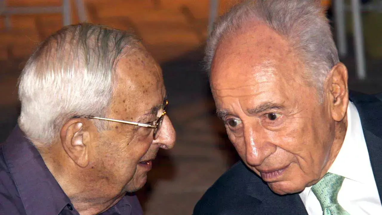 שמעון פרס ויצחק נבון