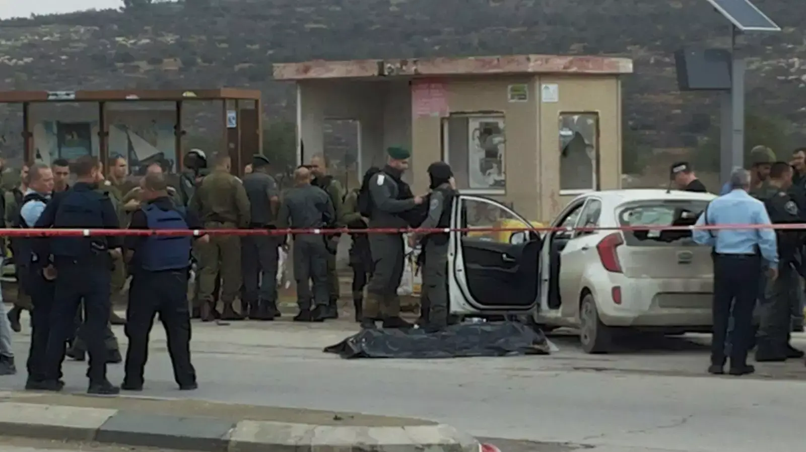 פיגוע דריסה בצומת תפוח שבשומרון, 8 בנובמבר 2015 פיגוע דריסה בצומת תפוח שבשומרון, 8 בנובמבר 2015