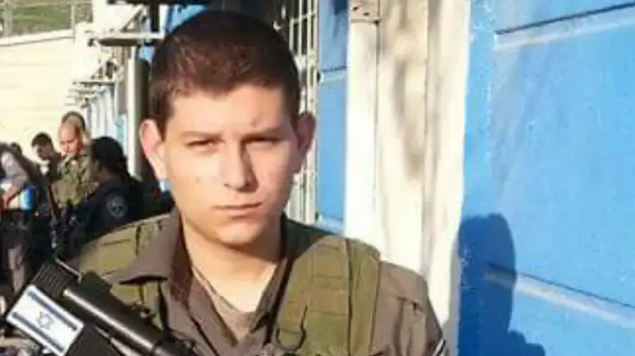 סמ"ר בנימין יעקובוביץ?, לוחם מג"ב שנפצע בפיגוע דריסה בחלחול, נובמבר 2015 סמ"ר בנימין יעקובוביץ?, לוחם מג"ב שנפצע בפיגוע דריסה בחלחול, נובמבר 2015