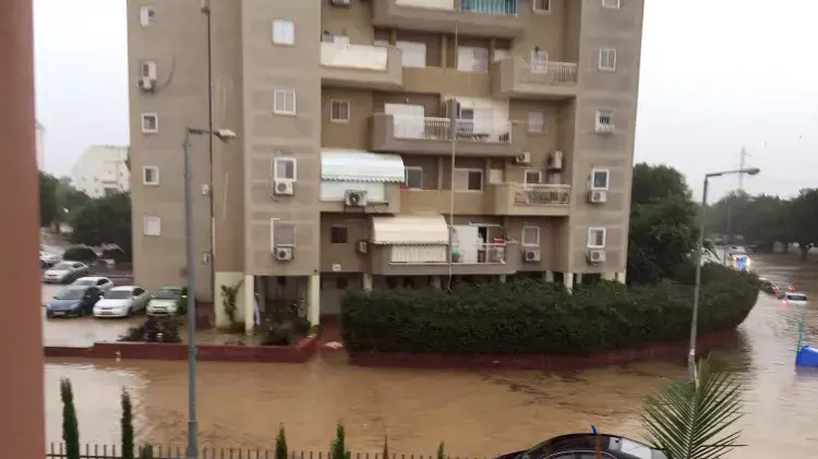הצפות באשקלון בעקבות מזג האוויר, נובמבר 2015 הצפות באשקלון בעקבות מזג האוויר, נובמבר 2015