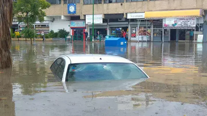 הצפות באשקלון בעקבות מזג האוויר, נובמבר 2015 הצפות באשקלון בעקבות מזג האוויר, נובמבר 2015