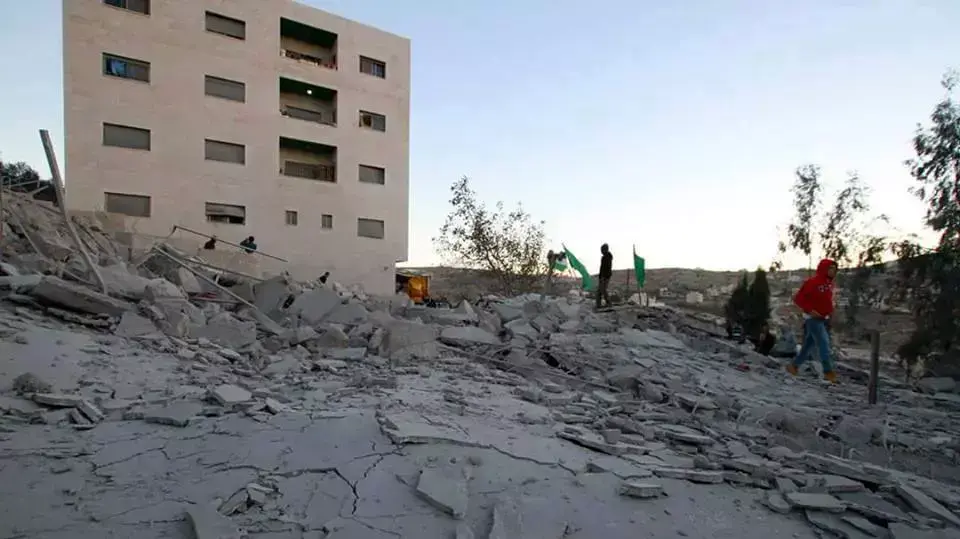 הריסת בתי המחבלים שרצחו את הזוג הנקין ומלאכי רוזנפלד 14 נובמבר 2015 הריסת בתי המחבלים שרצחו את הזוג הנקין ומלאכי רוזנפלד 14 נובמבר 2015