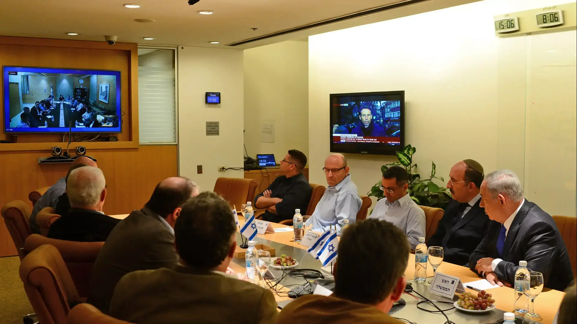 ראש הממשלה בנימין נתניהו מתייחס למתקפת הטרור בצרפת ראש הממשלה בנימין נתניהו מתייחס למתקפת הטרור בצרפת