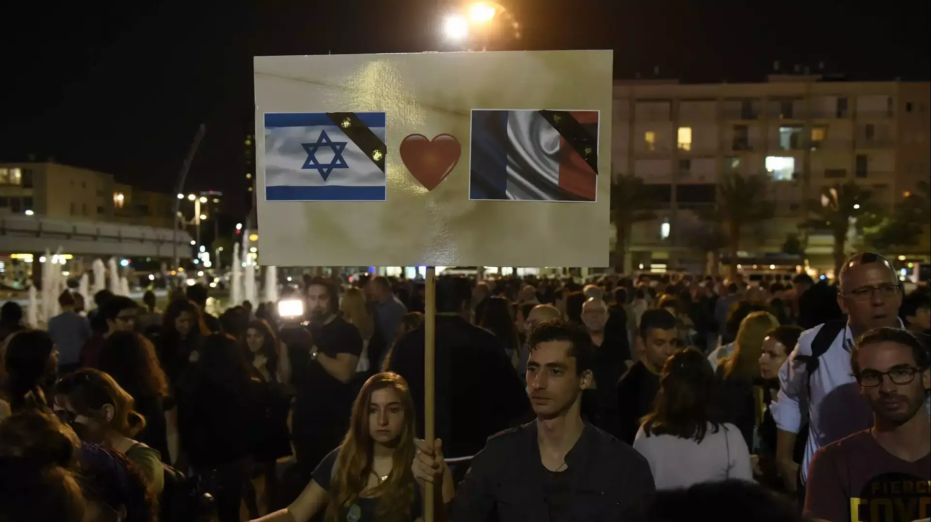 עצרת הזדהות עם צרפת, כיכר רבין. 14 נובמבר 2015