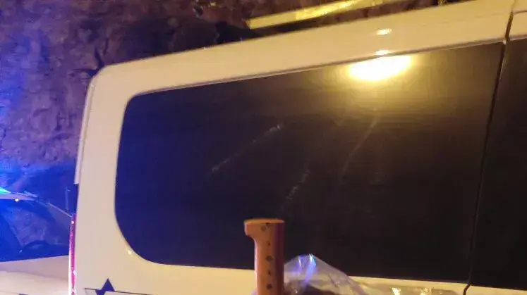 הסכין שנמצא ברכבו של הפלסטיני שהתנגש ברכב של מתנחלים בכניסה להתנחלות פסגות. 14 בנובמבר 2015. הסכין שנמצא ברכבו של הפלסטיני שהתנגש ברכב של מתנחלים בכניסה להתנחלות פסגות. 14 בנובמבר 2015.