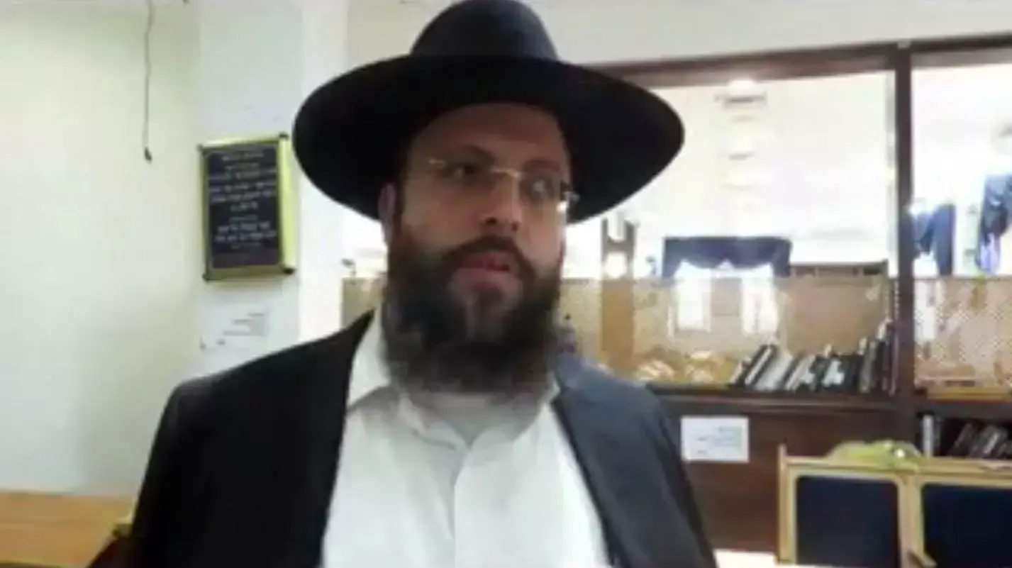 רב בית הכנסת "איילת השחר" בגבעת זאב, עזריאל כהן רב בית הכנסת "איילת השחר" בגבעת זאב, עזריאל כהן