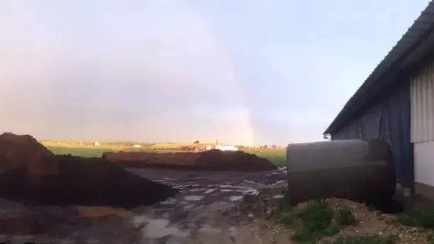 קשת בענן במושב באר טוביה, נובמבר 2015 קשת בענן במושב באר טוביה, נובמבר 2015