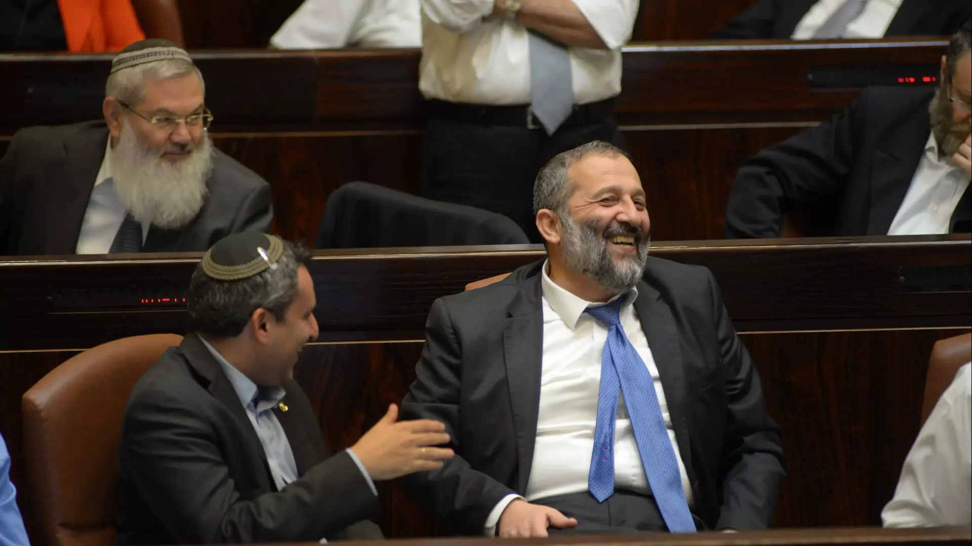 אריה דרעי בהצבעה על תקציב המדינה, נובמבר 2015 אריה דרעי בהצבעה על תקציב המדינה, נובמבר 2015