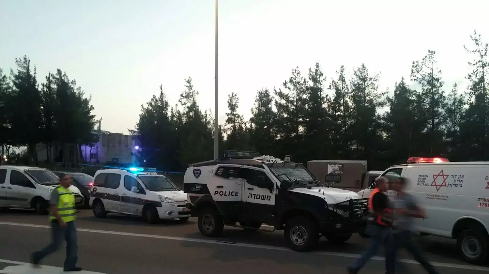 פיגוע ירי ליד אלון שבות. נובמבר 2015 פיגוע ירי ליד אלון שבות. נובמבר 2015