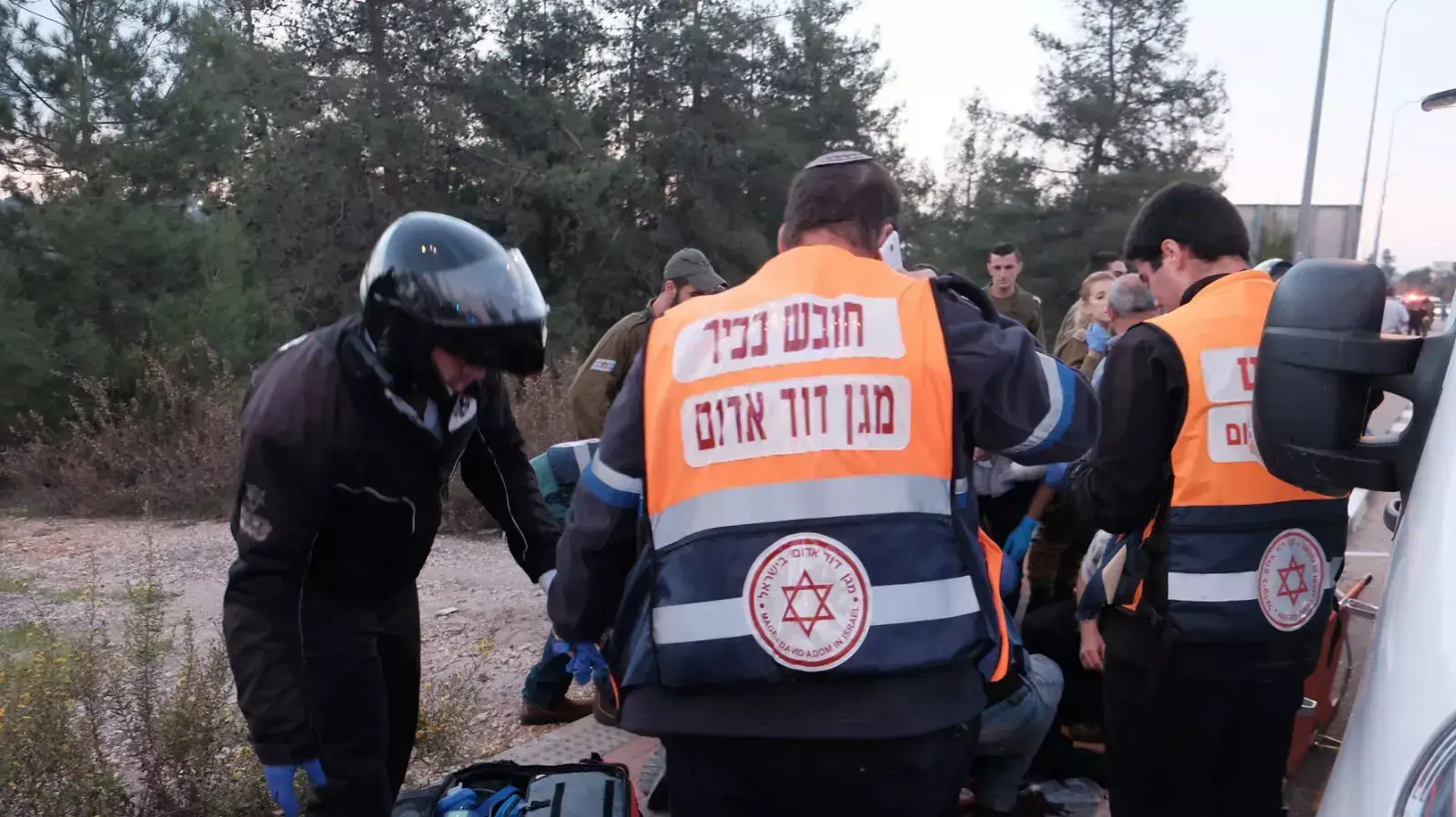 פיגוע ירי ליד אלון שבות. נובמבר 2015 פיגוע ירי ליד אלון שבות. נובמבר 2015