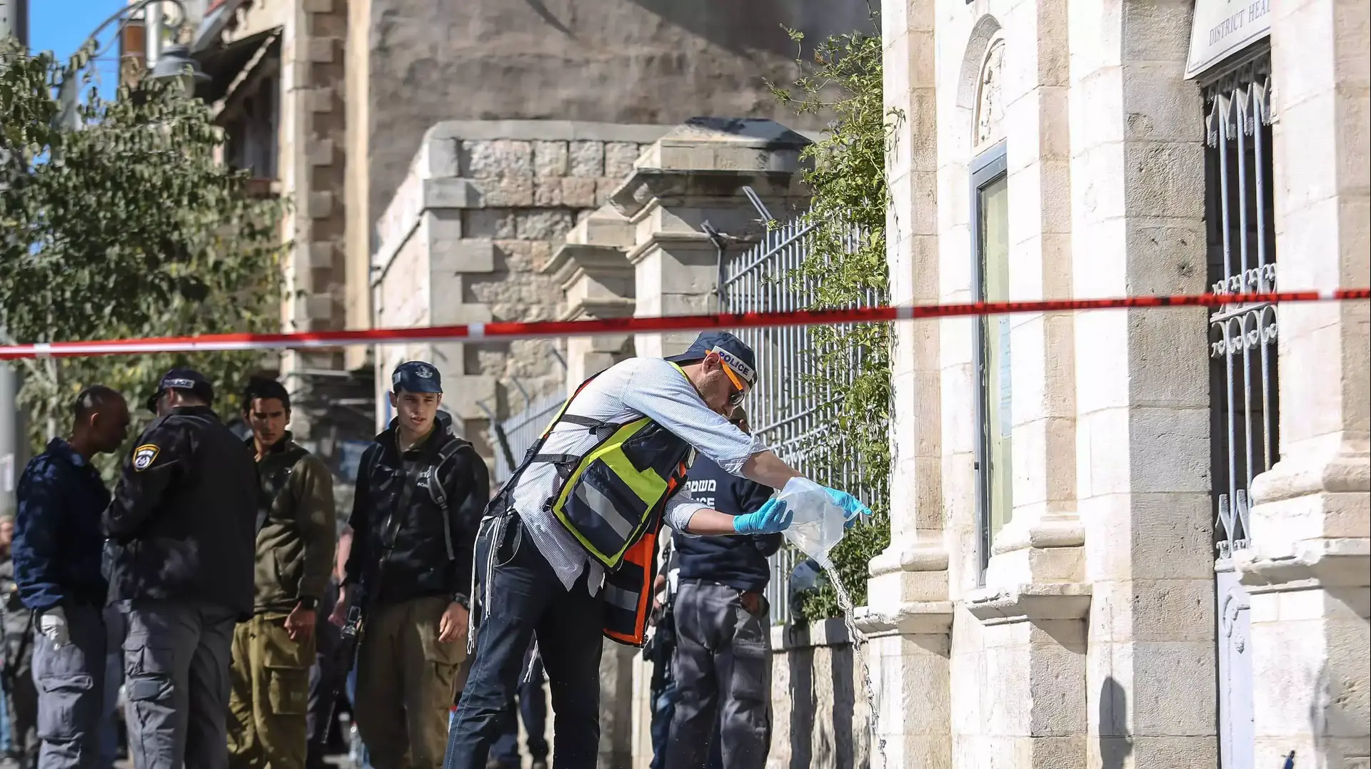 פיגוע דקירה ברחוב יפו, ירושלים. נובמבר 2015 פיגוע דקירה ברחוב יפו, ירושלים. נובמבר 2015