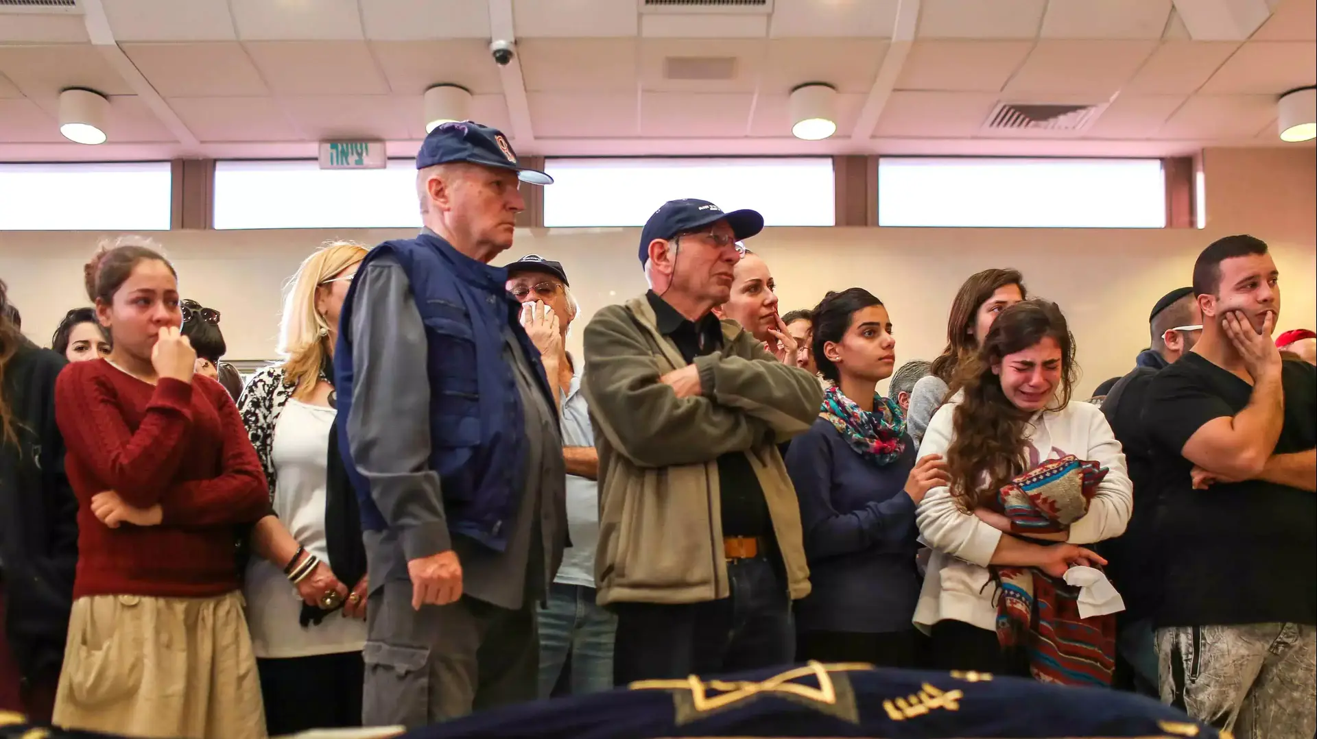 הלווייתה של הדר בוכריס, בית ההספד הספרדי, הר המנוחות ירושלים, 23 בנובמבר 2015 הלווייתה של הדר בוכריס, בית ההספד הספרדי, הר המנוחות ירושלים, 23 בנובמבר 2015