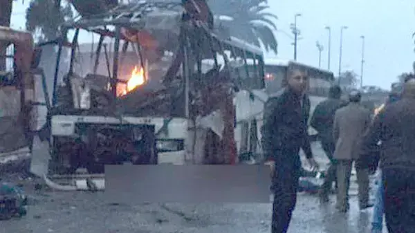 אוטובוס של חיילים בתוניס נפגע מפיצוץ, תוניסיה, 24 בנובמבר 2015