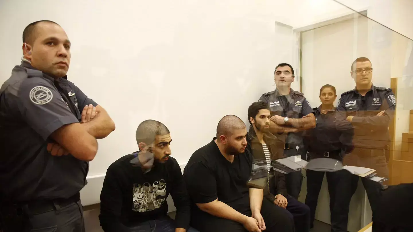 הארכת מעצר לתושבי ג?לג?וליה החשודים בניסיון הצטרפות לארגון דעאש, מחוזי לוד, 25 בנובמבר 2015 הארכת מעצר לתושבי ג?לג?וליה החשודים בניסיון הצטרפות לארגון דעאש, מחוזי לוד, 25 בנובמבר 2015