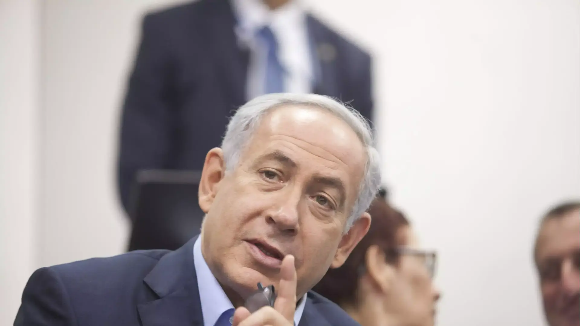 ראש הממשלה בנימין נתניהו בביקור במרכז למידה חמד"ע תל אביב. נובמבר 2015 ראש הממשלה בנימין נתניהו בביקור במרכז למידה חמד"ע תל אביב. נובמבר 2015