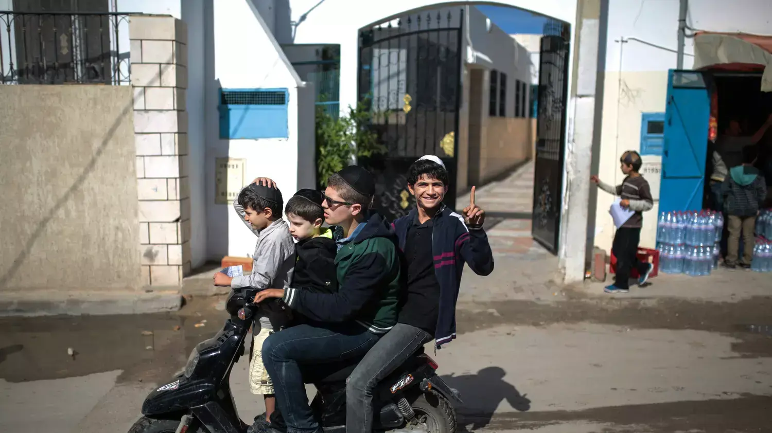 הקהילה היהודית בג'רבה, תוניסיה. 27 בנובמבר 2015 הקהילה היהודית בג'רבה, תוניסיה. 27 בנובמבר 2015
