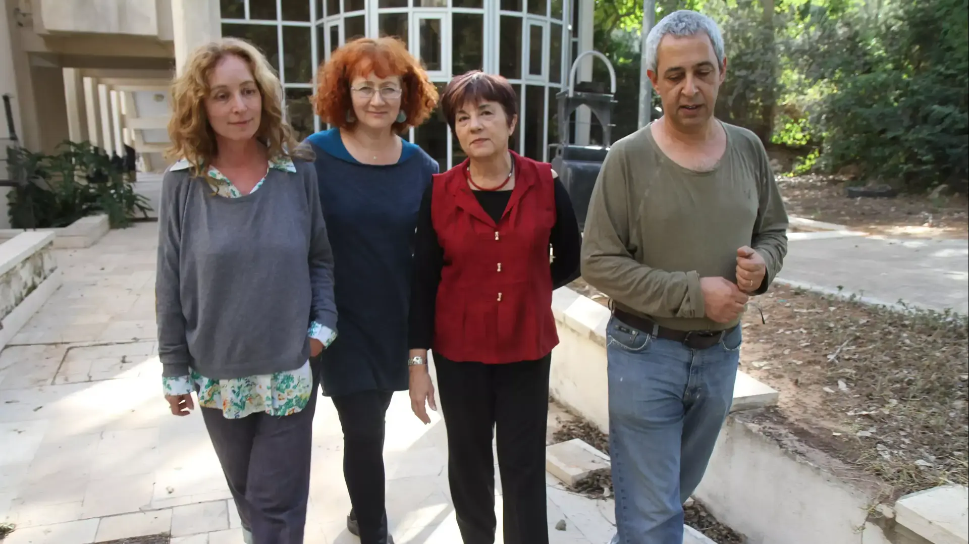 ד"ר שלמה שאלתיאל, שירלי ירדני כהן, מרה ליסט אבנר ואסי בן פורת, הקמת אתר הנצחה בגבעת חביבה לתקרית בה בולגרים הפילו בטעות מטוס של אל על. נובמבר 2015 ד"ר שלמה שאלתיאל, שירלי ירדני כהן, מרה ליסט אבנר ואסי בן פורת, הקמת אתר הנצחה בגבעת חביבה לתקרית בה בולגרים הפילו בטעות מטוס של אל על. נובמבר 2015