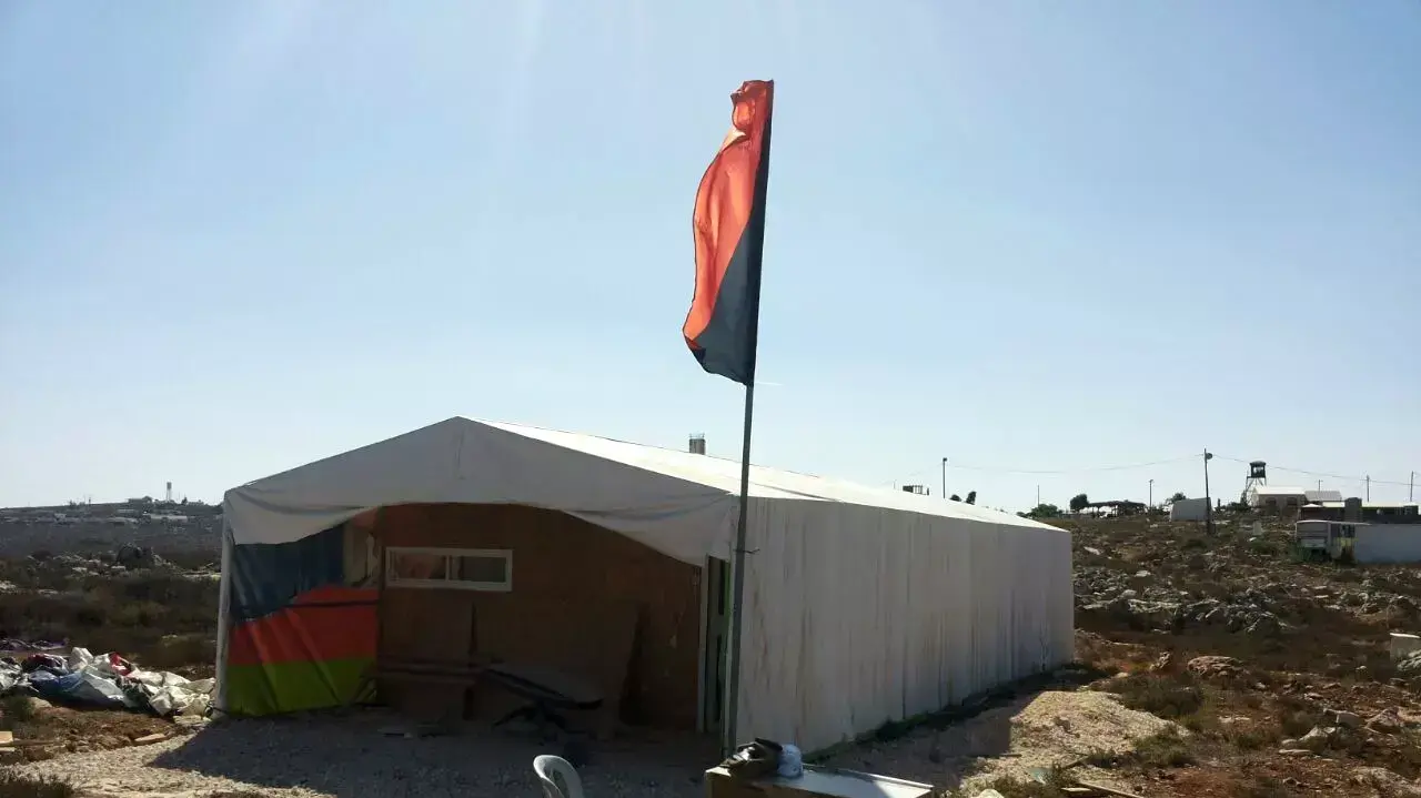 הבית של החייל אביה ענאקי שנהרג בתאונת אופנוע בהתנחלות אש קודש בבנימין הבית של החייל אביה ענאקי שנהרג בתאונת אופנוע בהתנחלות אש קודש בבנימין