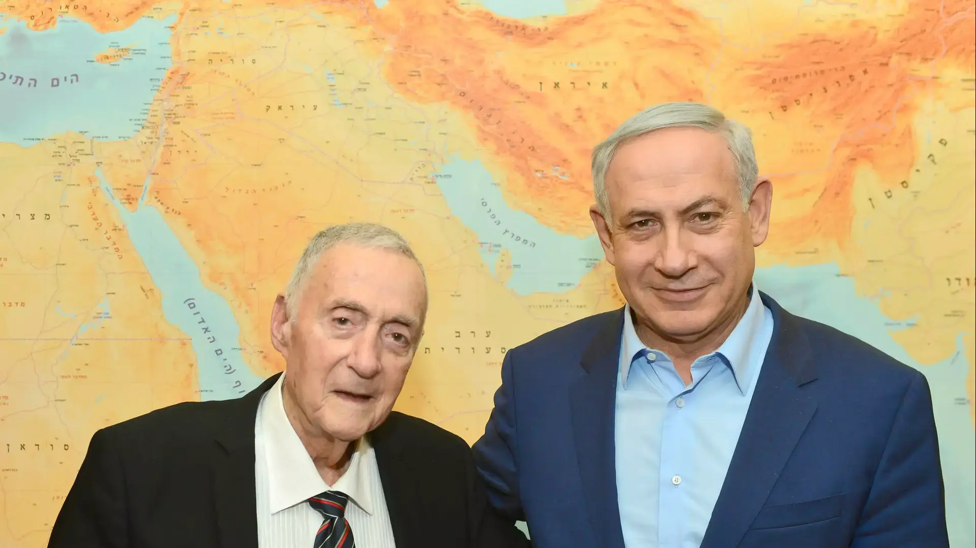 ראש הממשלה בנימין נתניהו ואורי לוברני, 29 בנובמבר 2015 ראש הממשלה בנימין נתניהו ואורי לוברני, 29 בנובמבר 2015