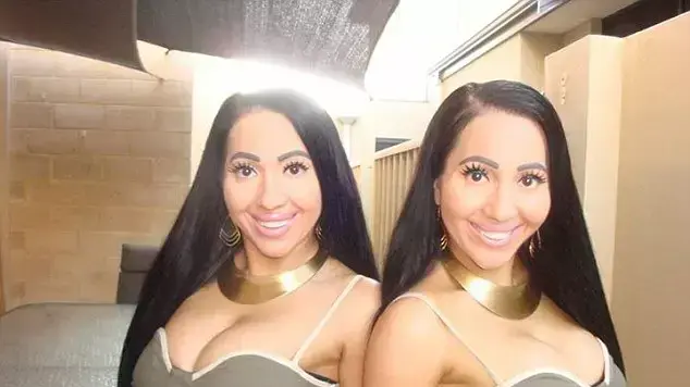 לוסי ואנה ד'קינוק לוסי ואנה ד'קינוק