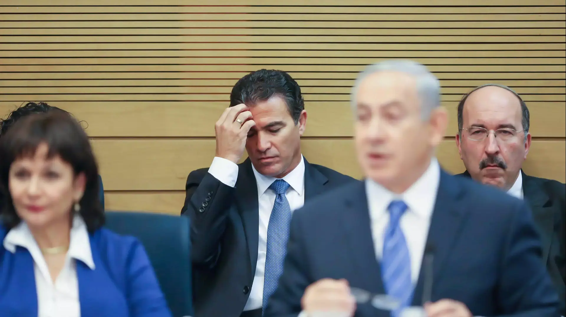 נתניהו מדבר בוועדת הכלכלה בכנסת על מתווה הגז 08 דצמבר 2015 נתניהו מדבר בוועדת הכלכלה בכנסת על מתווה הגז 08 דצמבר 2015
