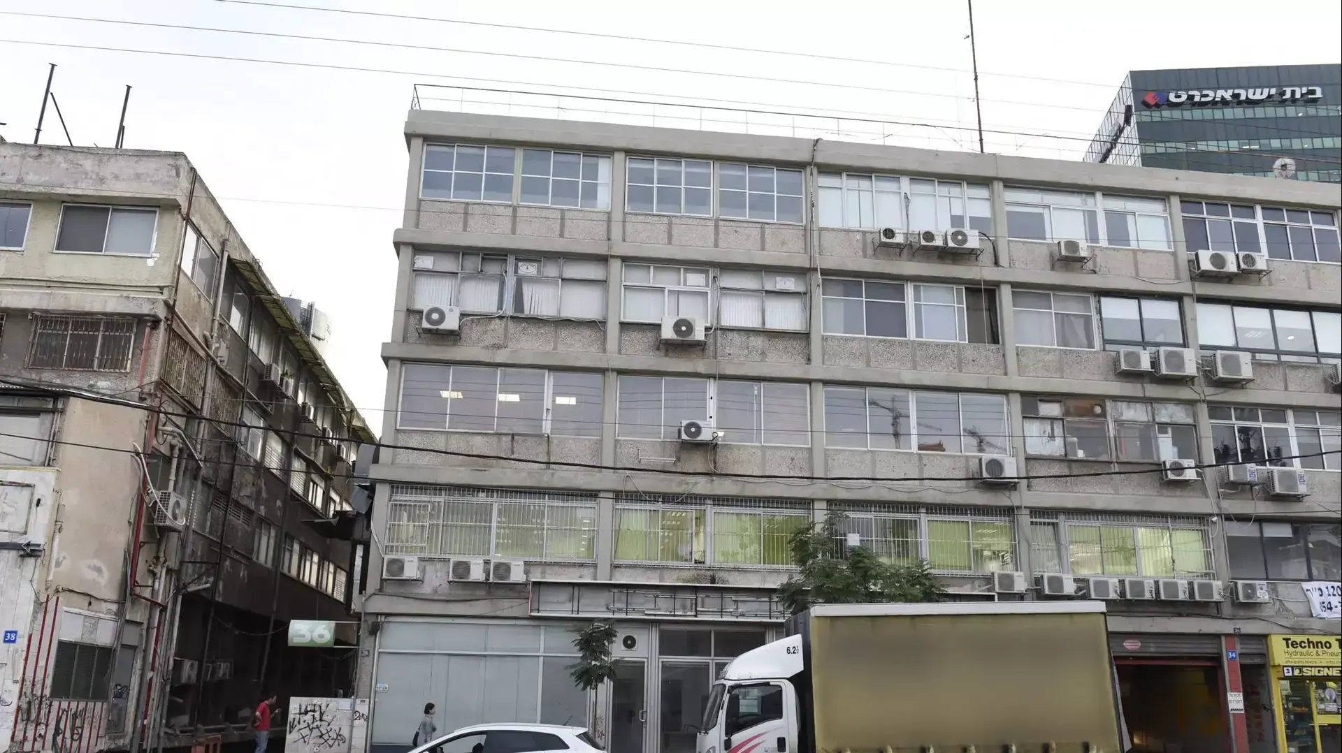 בית הבושת ביצחק שדה, תל אביב בית הבושת ביצחק שדה, תל אביב
