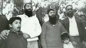 שאול ניר, שנפצע בפיגוע הירי בצומת אבני חפץ. שאול ניר, שנפצע בפיגוע הירי בצומת אבני חפץ.