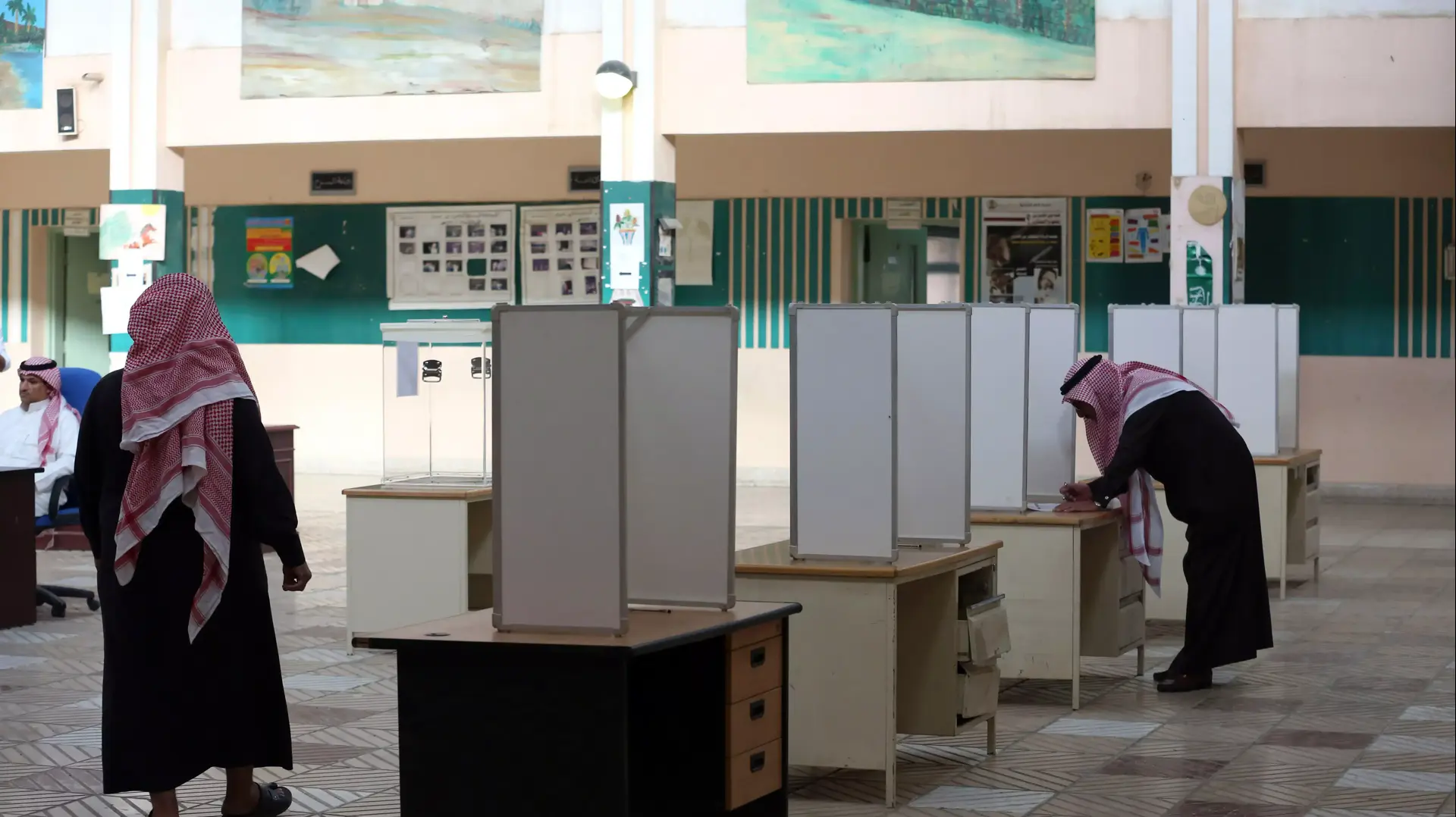 בחירות מקומיות בערב הסעודית 12 דצמבר 2015 בחירות מקומיות בערב הסעודית 12 דצמבר 2015