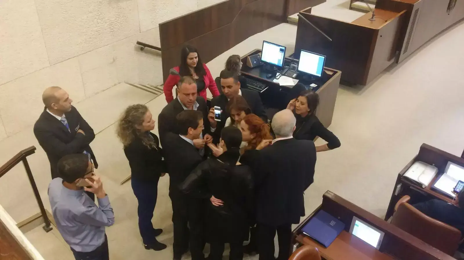 יצחק הרצוג, זהבה גלאון, מרב מיכאלי וסתיו שפיר במליאת הכנסת. דצמבר 2015 יצחק הרצוג, זהבה גלאון, מרב מיכאלי וסתיו שפיר במליאת הכנסת. דצמבר 2015