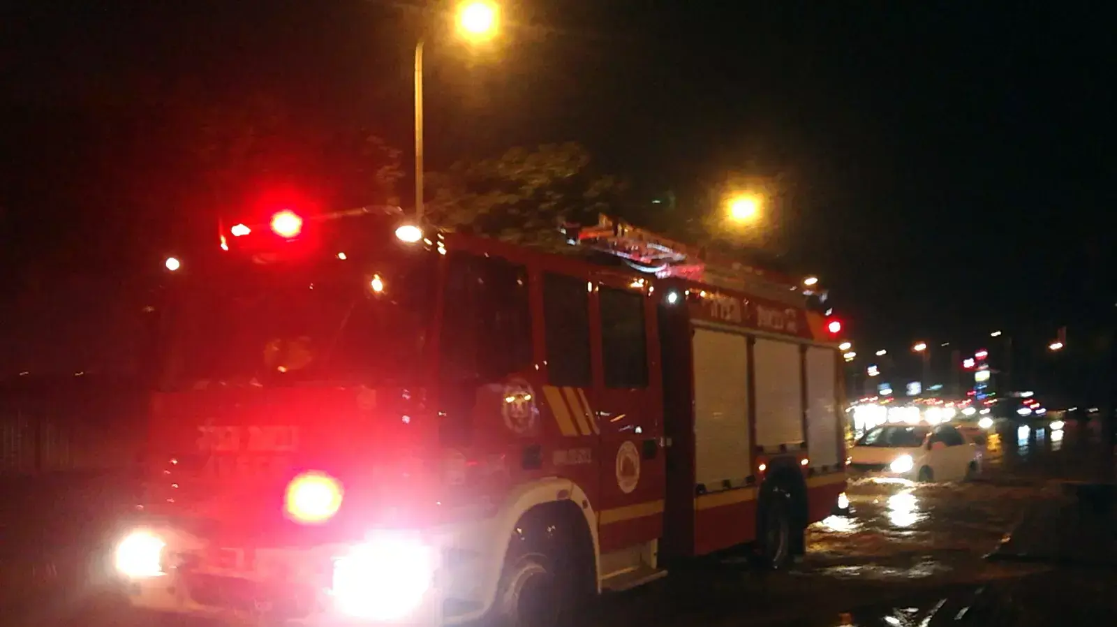 הצפות בהרצליה. 18 בדצמבר 2015 הצפות בהרצליה. 18 בדצמבר 2015