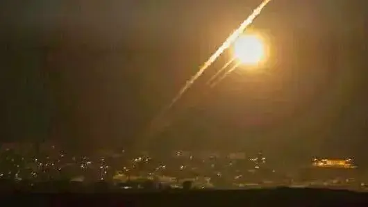 צה"ל משגר פצצות תאורה בשמי לבנון, 20 בדצמבר 2015