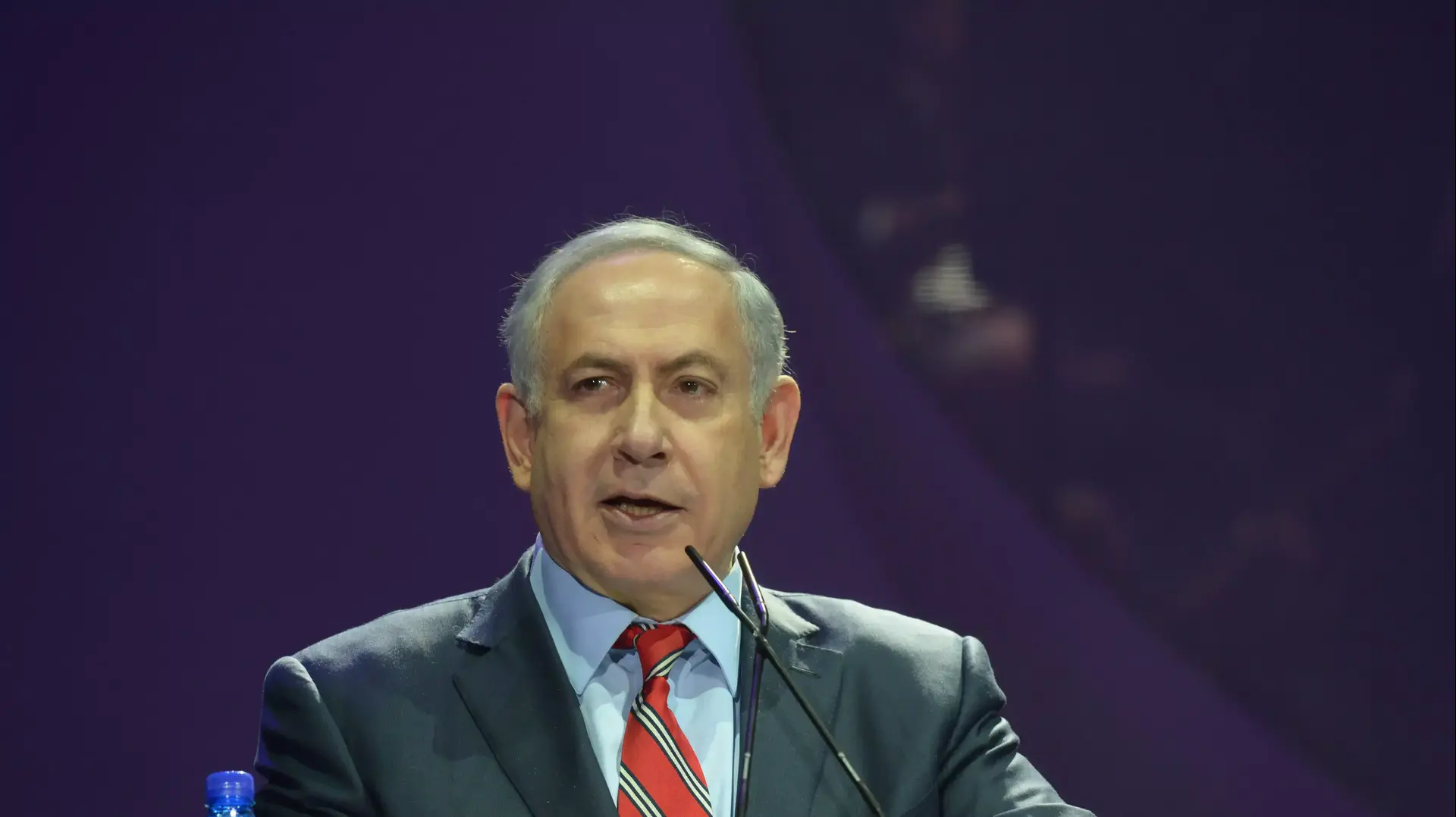 ראש הממשלה בנימין נתניהו באירוע לציון 25 שנה לעלייה הגדולה מבריה"מ לשעבר, בנייני האומה בירושלים. דצמבר 2015 ראש הממשלה בנימין נתניהו באירוע לציון 25 שנה לעלייה הגדולה מבריה"מ לשעבר, בנייני האומה בירושלים. דצמבר 2015