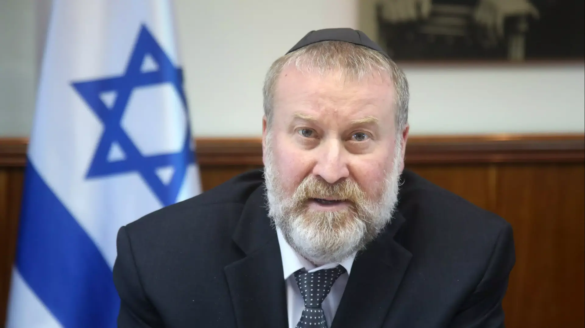 אביחי מנדלבליט מזכיר הממשלה