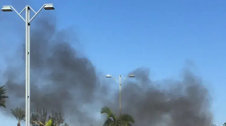 זירת פיצוץ הרכב בראשון לציון. 28 בדצמבר 2015 זירת פיצוץ הרכב בראשון לציון. 28 בדצמבר 2015