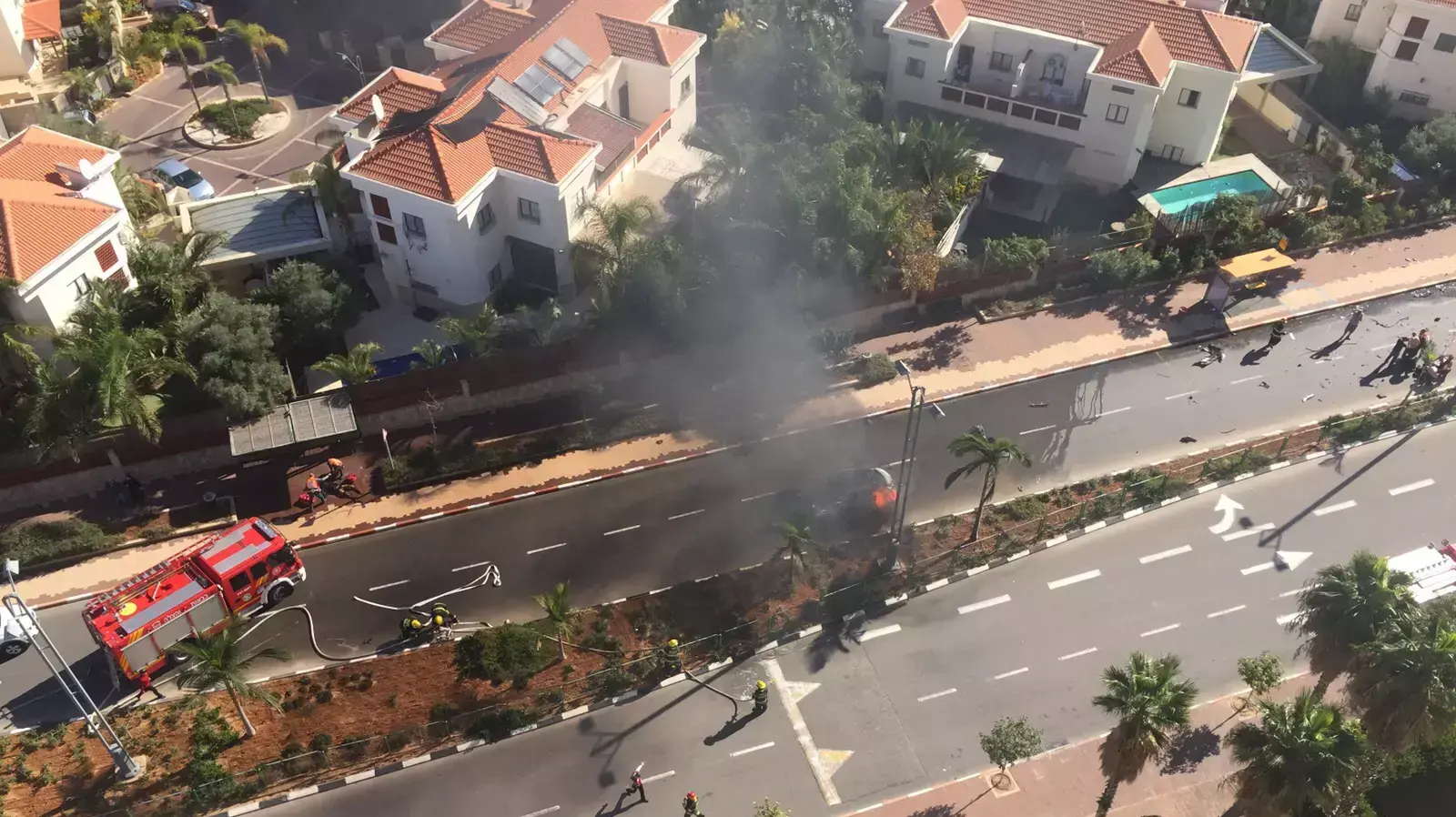 זירת פיצוץ הרכב בראשון לציון. 28 בדצמבר 2015 זירת פיצוץ הרכב בראשון לציון. 28 בדצמבר 2015