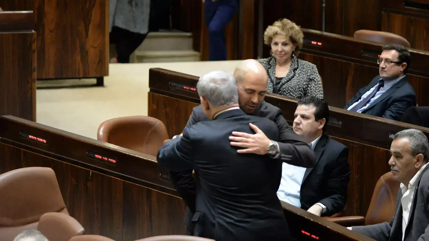 השבעת אמיר אוחנה כחבר כנסת הערב במליאה השבעת אמיר אוחנה כחבר כנסת הערב במליאה