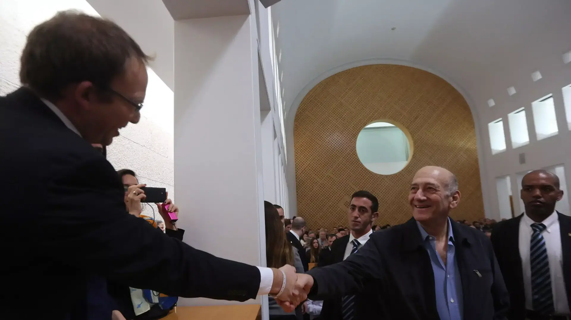 אהוד אולמרט, בית המשפט העליון. 29 בדצמבר 2015 אהוד אולמרט, בית המשפט העליון. 29 בדצמבר 2015