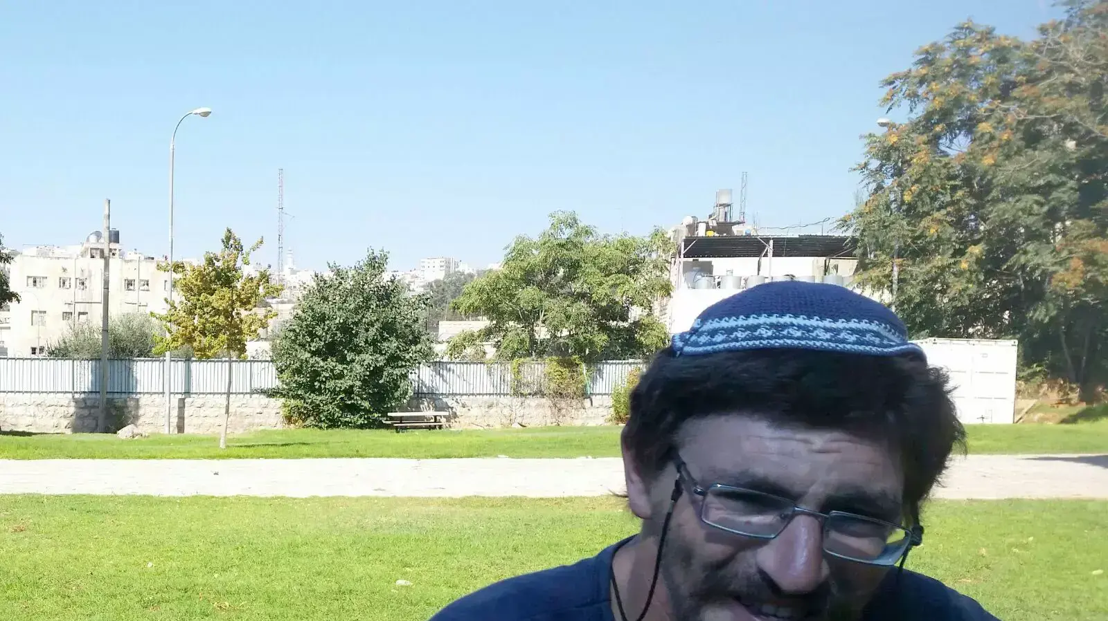 גנדי קופמן גנאדי קאופמן, מת מפצעיו חודש לאחר שנפצע אנוש בפיגוע דקירה בחברון גנדי קופמן גנאדי קאופמן, מת מפצעיו חודש לאחר שנפצע אנוש בפיגוע דקירה בחברון