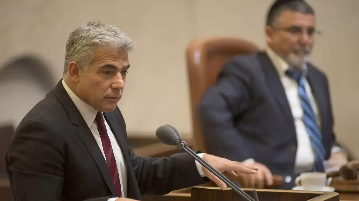 ח"כ יאיר לפיד, מליאת הכנסת, 28 בדצמבר 2015 ח"כ יאיר לפיד, מליאת הכנסת, 28 בדצמבר 2015