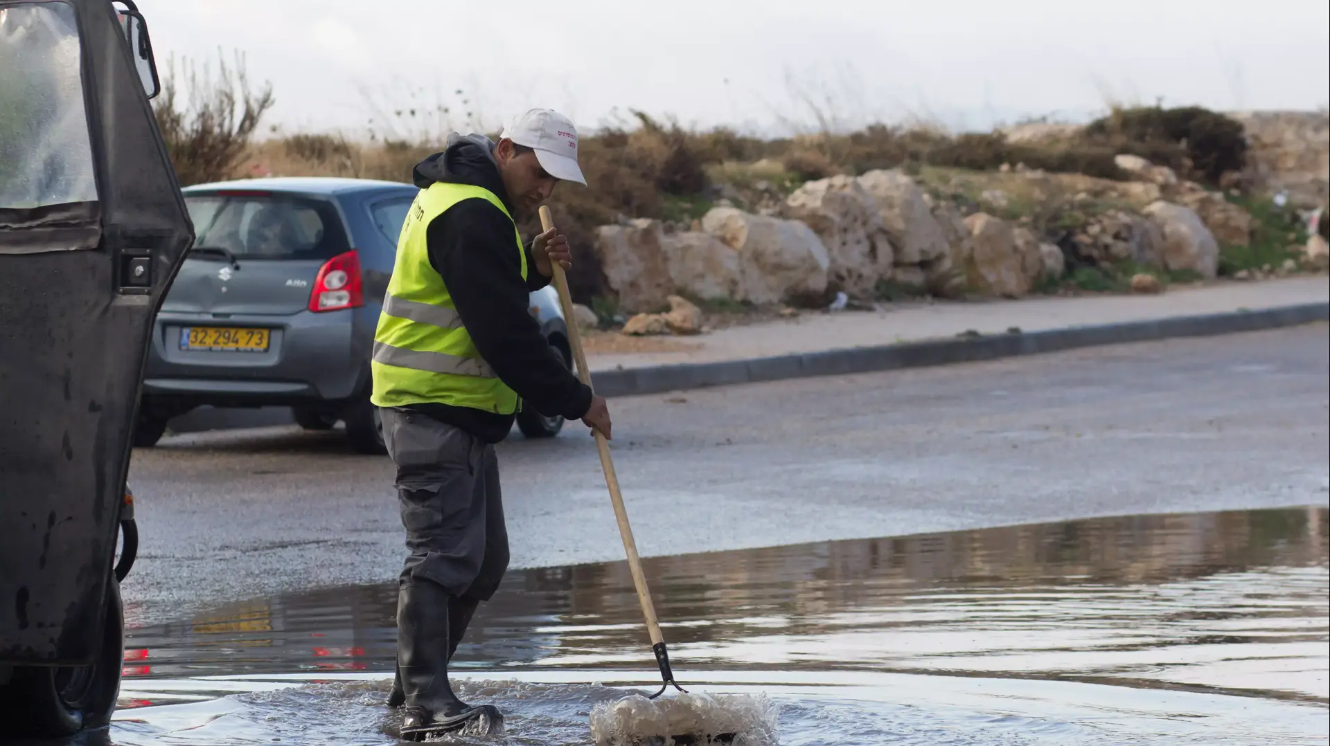 הצפות ביישוב אדם הנמצא במועצה האזורית בנימין, צפונית לירושלים. דצמבר 2015