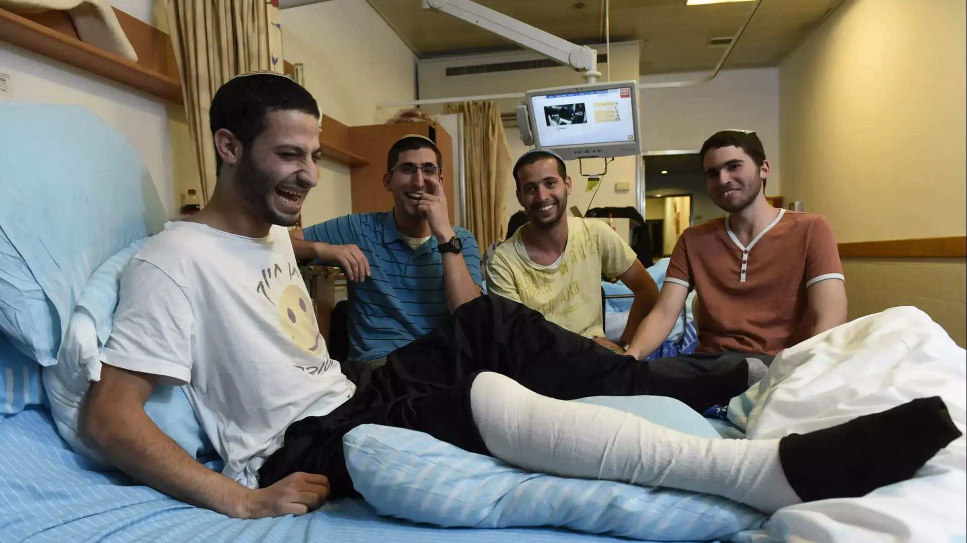 רועי קפאח פצוע בגל הטרור האחרון רועי קפאח פצוע בגל הטרור האחרון