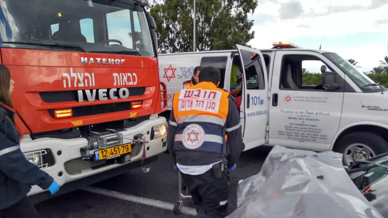 שני הרוגים ושישה פצועים בתאונת דרכים סמוך ללוד. 02 בינואר 2016