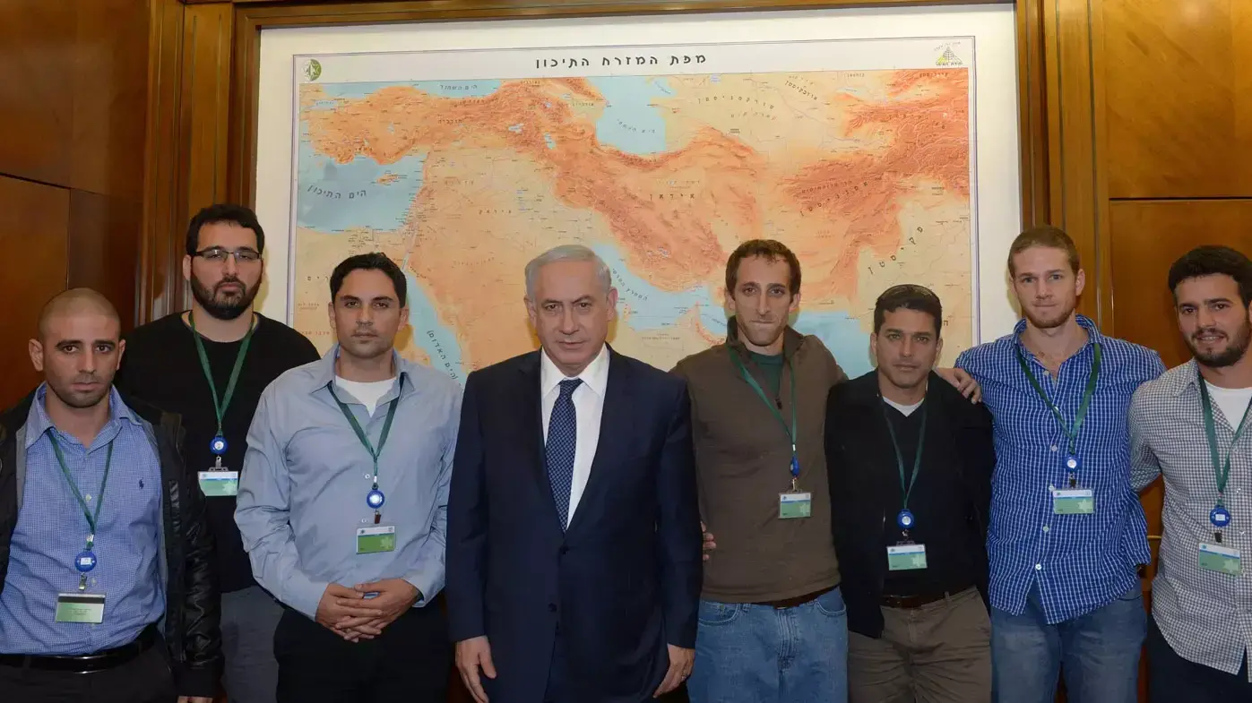ראש הממשלה בנימין נתניהו ונציגי "חזית המילואימניקים". 3 בינואר 2015
