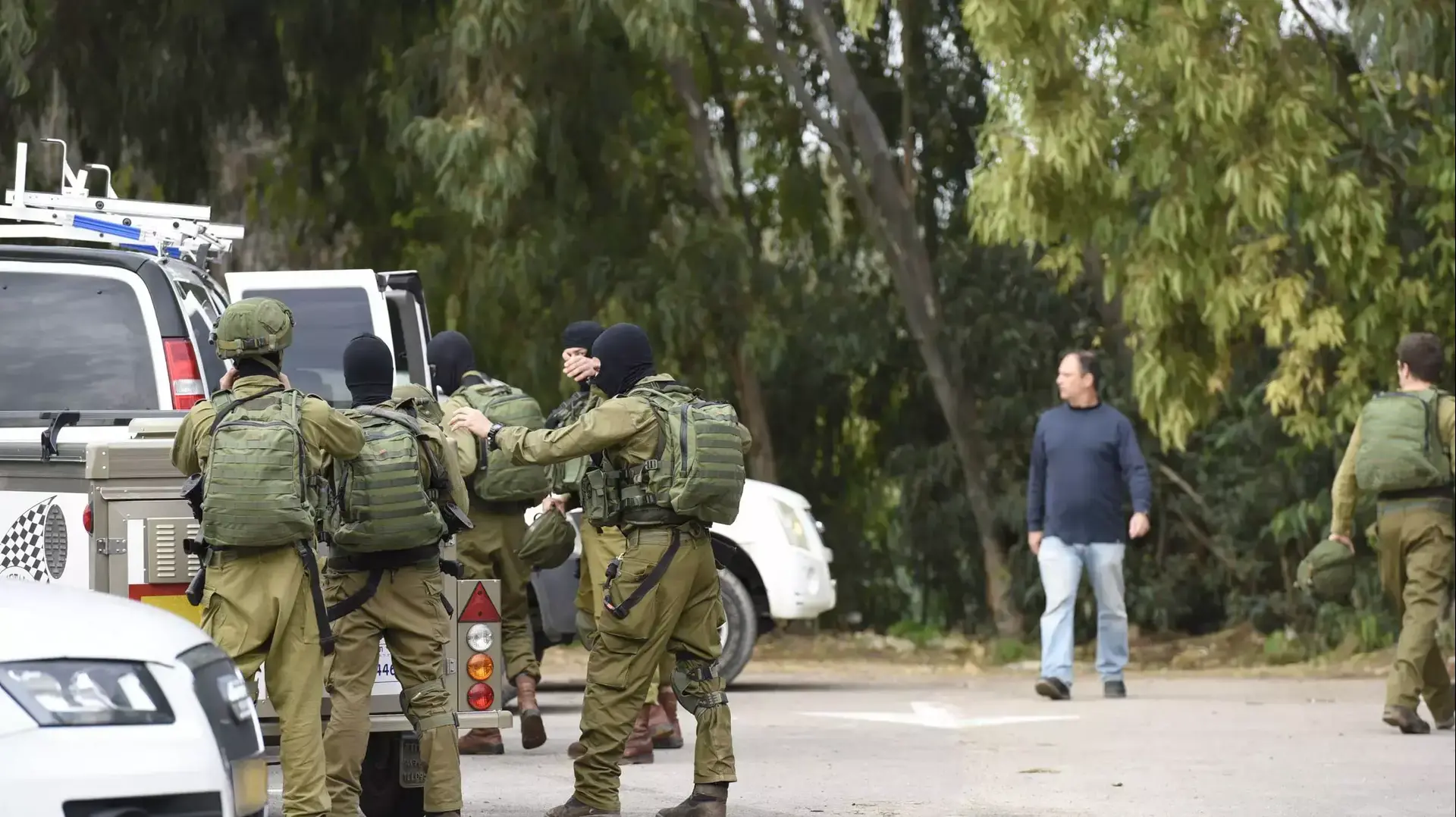 חיפושים ברמת אביב אחרי נשאת מלחם חיפושים ברמת אביב אחרי נשאת מלחם