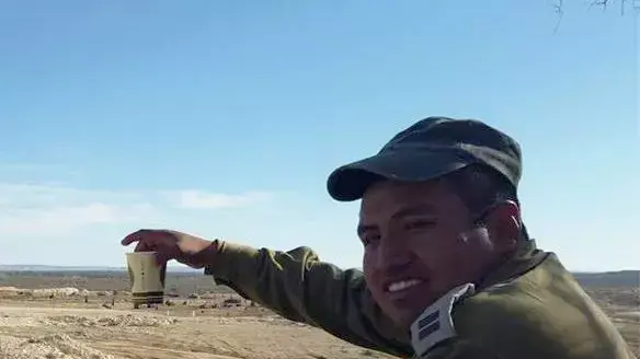 ישי רוסלס, קצין צה"ל שנהרג מנפילת פצצת מרגמה במהלך אימון בבסיס צאלים, ינואר 2016 ישי רוסלס, קצין צה"ל שנהרג מנפילת פצצת מרגמה במהלך אימון בבסיס צאלים, ינואר 2016
