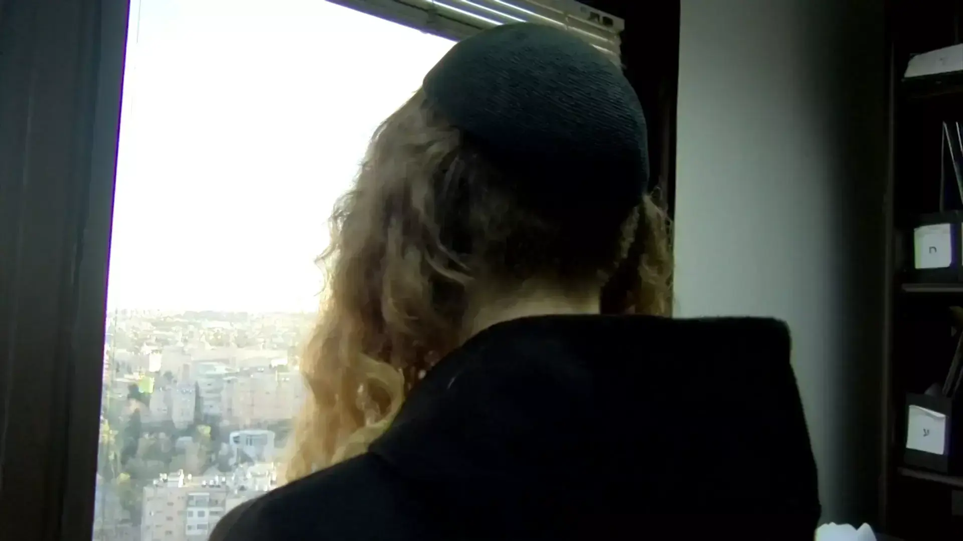 בן 18 שוחרר ממעצר מנהלי אחרי חצי שנה: "רודפים כל בעל כיפה ופאות"